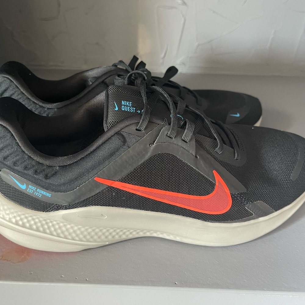 Nike quest 5